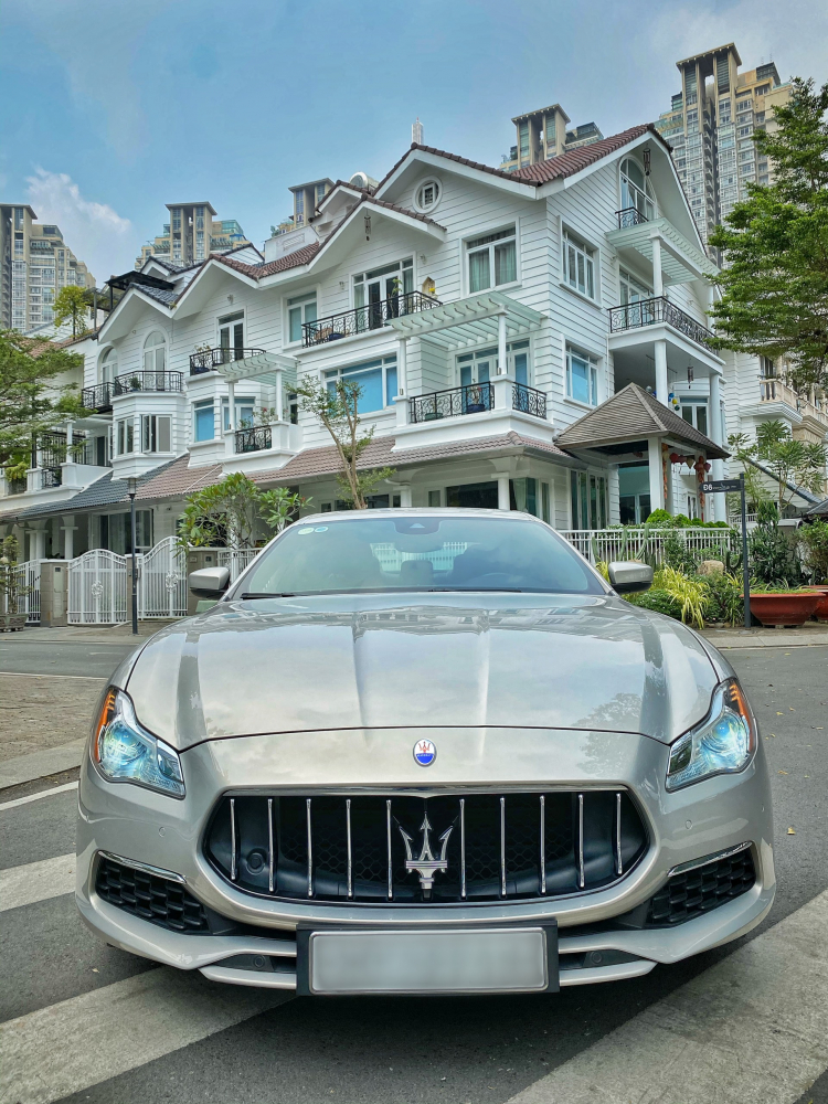 Bán Maserati Quattroporte GranLusso nhập ý full option...