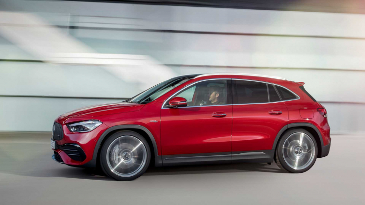 Mercedes-AMG GLA 35 4MATIC 2021 ra mắt: Máy 2.0L mạnh hơn 300 mã lực