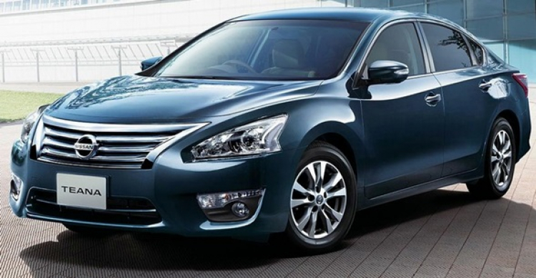 Em tinh mua một trong hai xe venza doi 2010 va camry 2.5q.2015. Ca 2 xe Tam gia khoang 1,4ty. Em tinh mua một trong hai xe venza doi 2010 va camry 2.5q.2015. Ca 2 xe Tam gia khoang 1,4ty.