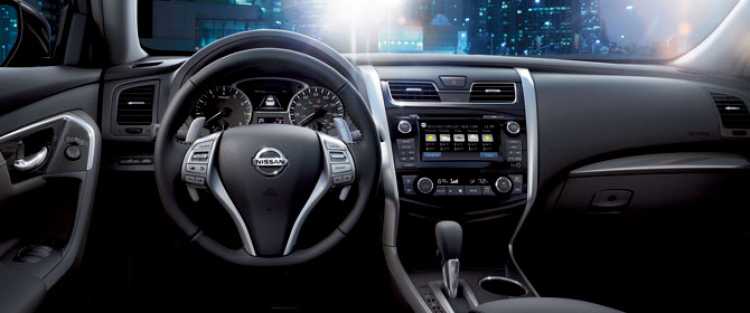 Em tinh mua một trong hai xe venza doi 2010 va camry 2.5q.2015. Ca 2 xe Tam gia khoang 1,4ty. Em tinh mua một trong hai xe venza doi 2010 va camry 2.5q.2015. Ca 2 xe Tam gia khoang 1,4ty.