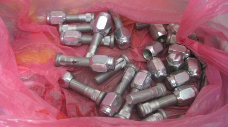 Chia sẻ kinh nghiệm tự bảo dưỡng SuZuKi WaGon Chia sẻ kinh nghiệm tự bảo dưỡng SuZuKi WaGon