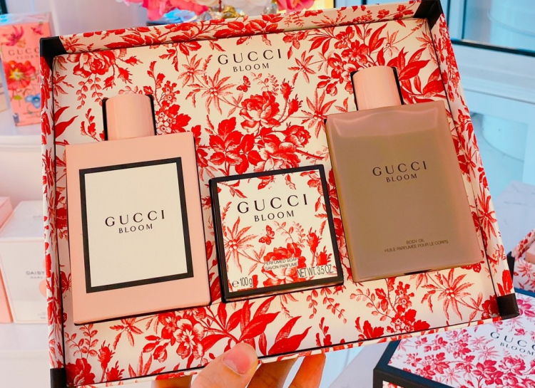 Giải cứu nước hoa Giải cứu nước hoa