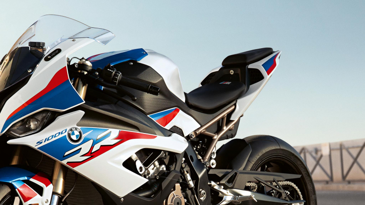 “Cá Mập” BMW S 1000 RR thế hệ thứ ba có giá từ 949 triệu đồng tại Việt Nam