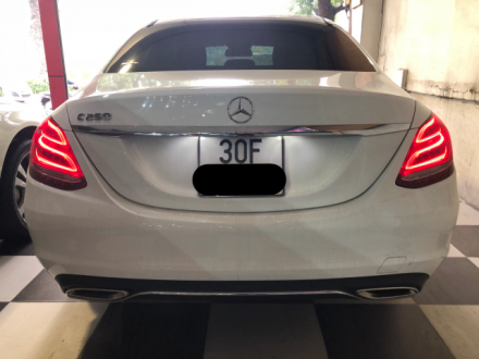 Mercedes_Benz_C250_Exclusive_2018 (3).png