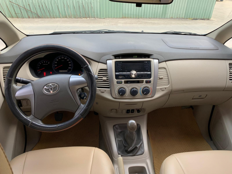 Bán gấp Toyota Innova 2015 xe còn chất. Bao Test