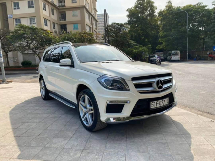 Mercedes_Benz_GL500_4matic_2014 (1).jpg