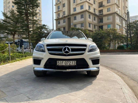 Mercedes_Benz_GL500_4matic_2014 (2).jpg