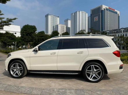 Mercedes_Benz_GL500_4matic_2014 (4).jpg