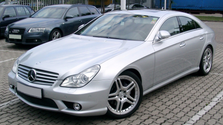 Mercedes-Benz_C219_front_20080620.jpg