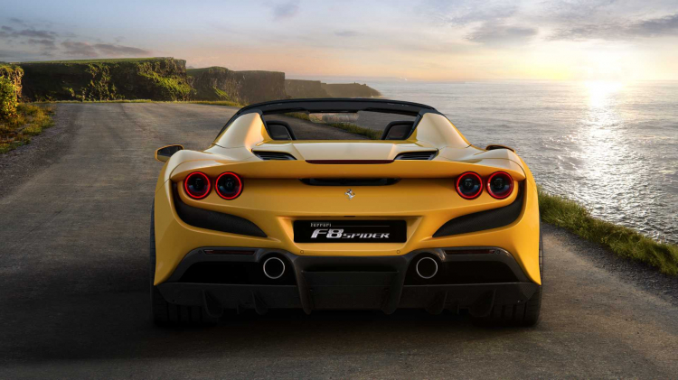 Ferrari: Thiết kế siêu xe dành riêng cho phụ nữ là "tội ác"
