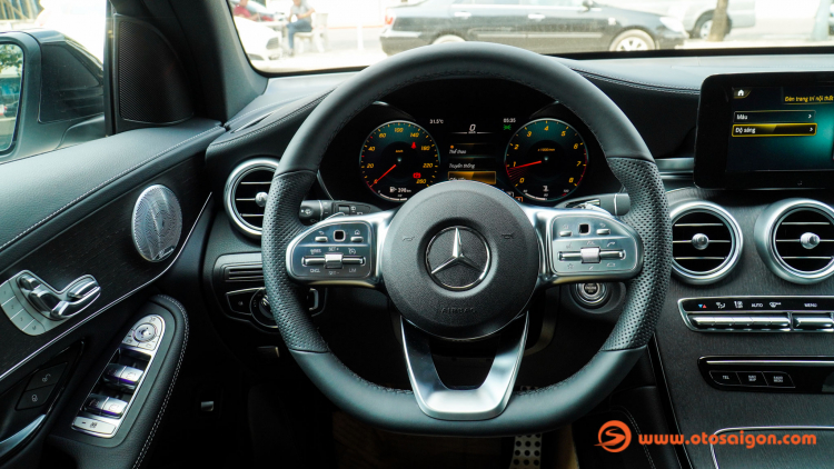 Chi tiết Mercedes-Benz GLC 300 4Matic nhập Đức giá 2,559 tỷ đồng