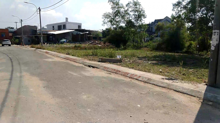 Bán lô đất Long Thành, gần UBND Long Phước, cách QL 51 50m, SHR, giá đầu tư