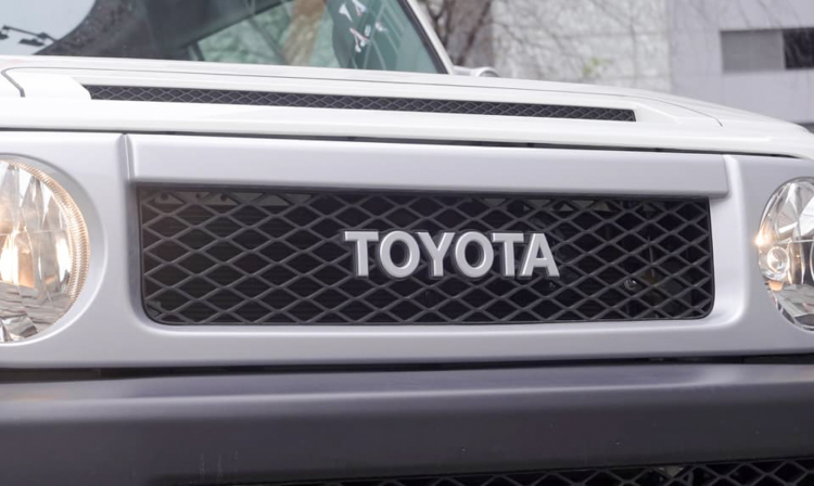 Toyota FJ Cruiser 2020 về Việt Nam chào bán với giá khoảng 3,8 tỷ đồng
