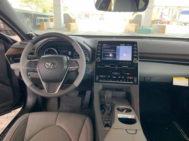 Toyota Avalon Hybrid Limited 2020 về Việt Nam: Sedan full-size; giá gần 4 tỷ