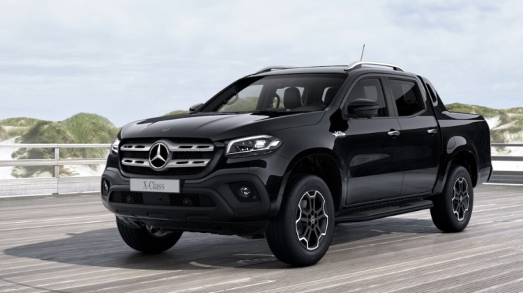 Mercedes X-Class "ngầu" hơn với gói phụ kiện Black Package