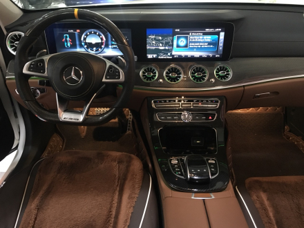 Mercedes_Benz_E300_AMG_2016 (27).jpg