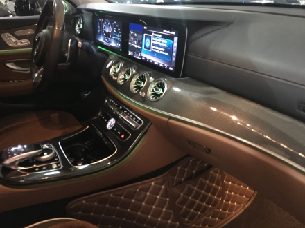 Mercedes_Benz_E300_AMG_2016 (29).jpg