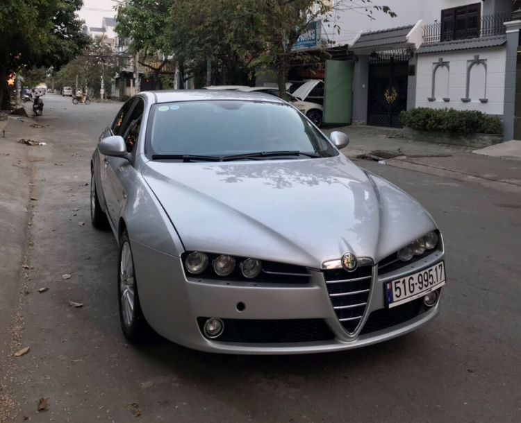 Hàng độc Alfa Romeo 159 JTS đời 2006 tìm chủ mới với giá 780 triệu