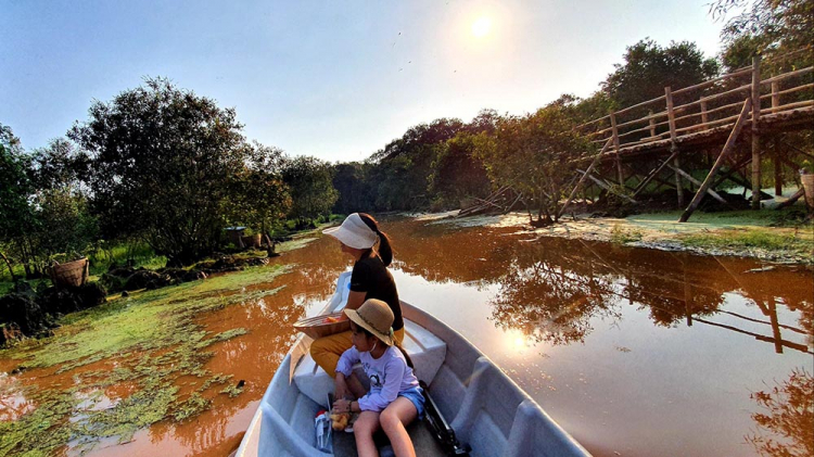 Mekong ký sự - 7 ngày vòng quanh sóng nước miền Tây với gia đình có 2 em bé nhỏ