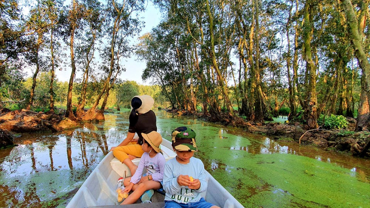 Mekong ký sự - 7 ngày vòng quanh sóng nước miền Tây với gia đình có 2 em bé nhỏ