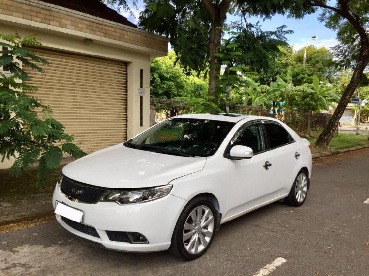 Nên mua Kia Cerato hay Hyundai Elantra? Nên mua Kia Cerato hay Hyundai Elantra?