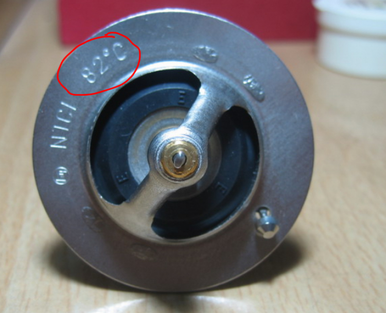 Bỏ van hằng nhiệt Bỏ van hằng nhiệt