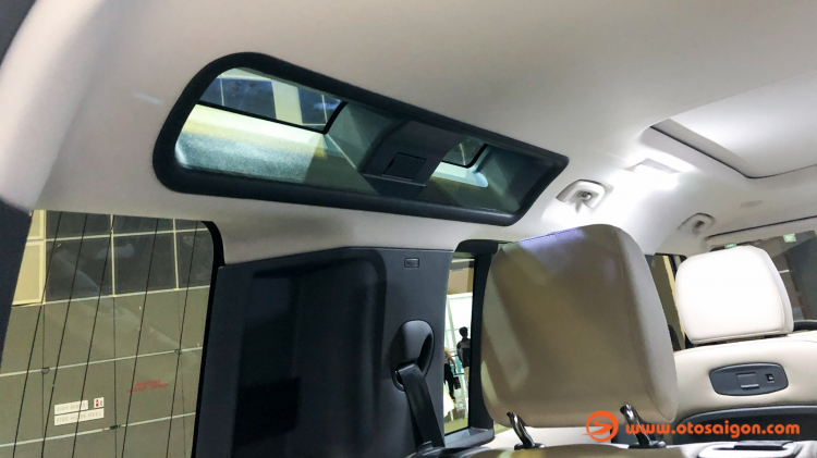 Cận cảnh Land Rover Defender 110 First Edition có giá từ 5,12 tỷ đồng tại VN Cận cảnh Land Rover Defender 110 First Edition có giá từ 5,12 tỷ đồng tại VN