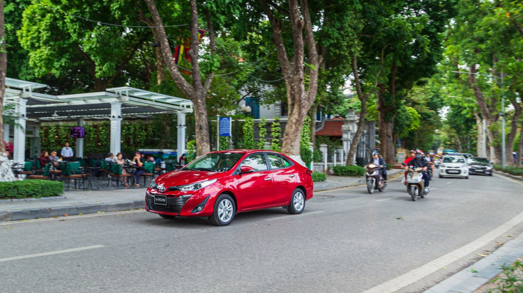 Phân vân mua xe Sedan chạy Grab, cần anh em tư vấn