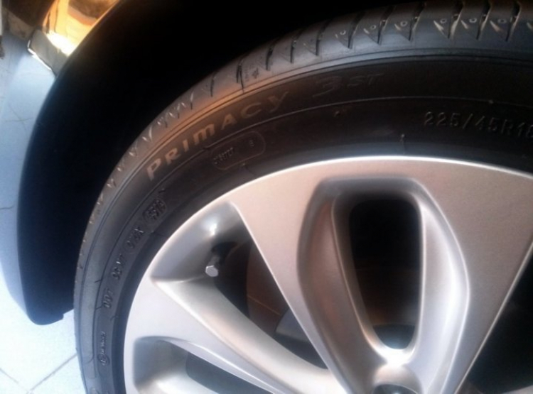 Thay Michelin Primacy 3 ST cho Kia Forte.