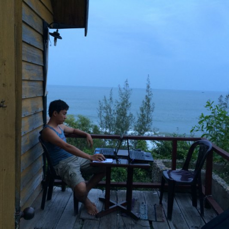 Đường tránh đoạn đường xấu Tuy Phong cho bác nào về quê ăn Tết Đường tránh đoạn đường xấu Tuy Phong cho bác nào về quê ăn Tết