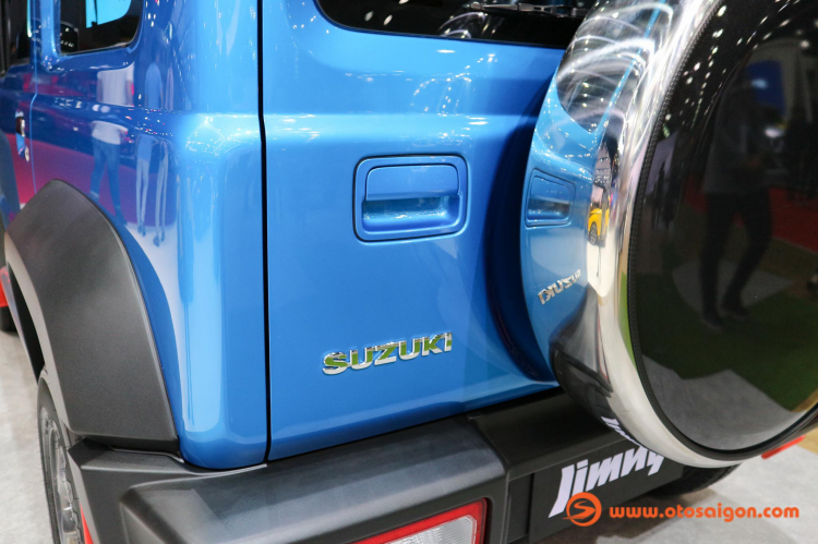 Bộ đôi "tiểu G-Class" Suzuki Jimny đầu tiên về Việt Nam, giá không hề rẻ