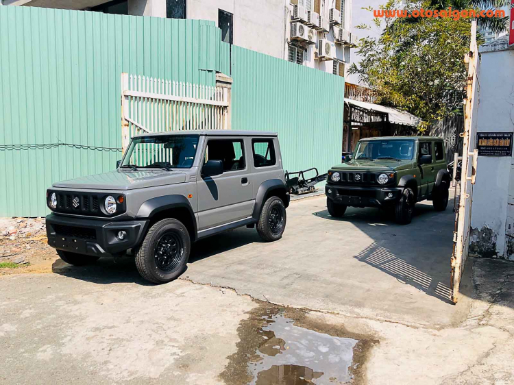 Cận cảnh bộ đôi Suzuki Jimny đầu tiên về Việt Nam: Nhập Đức, giá lăn bánh hơn 1,4 tỷ đồng