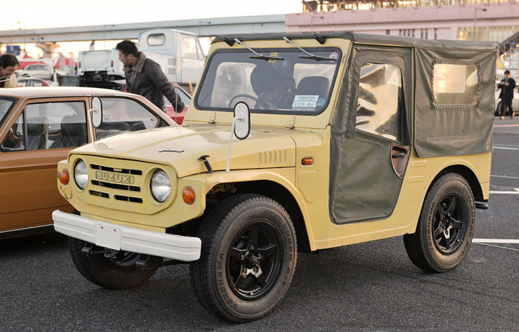 Tìm hiểu các thế hệ của Suzuki Jimny: chưa bao giờ là một chiếc SUV bóng bẩy