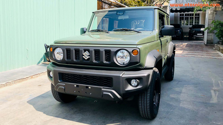 Oser tranh cãi quyết liệt về mức giá hơn 1,4 tỷ của Suzuki Jimny khi về Việt Nam