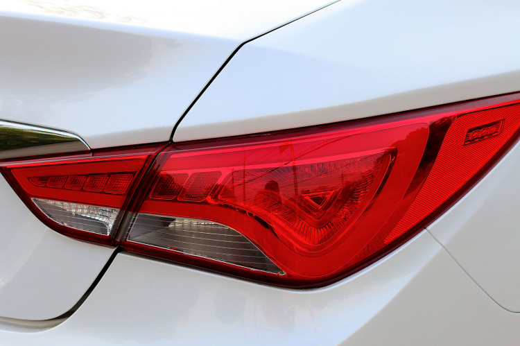Hyundai Sonata đời 2013 rao bán với giá 600 triệu: Lựa chọn sedan hạng D cũ chơi Tết