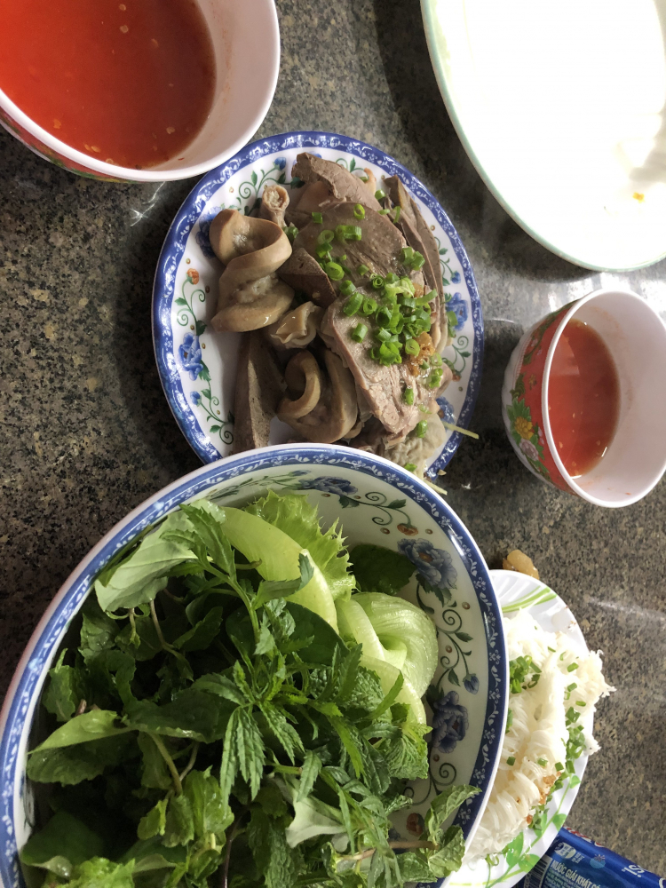 19/01 cả nhà em lái xe về Hải Phòng ăn tết , bác nào đi chung không ạ , cho em ít kinh nghiệm . 19/01 cả nhà em lái xe về Hải Phòng ăn tết , bác nào đi chung không ạ , cho em ít kinh nghiệm .