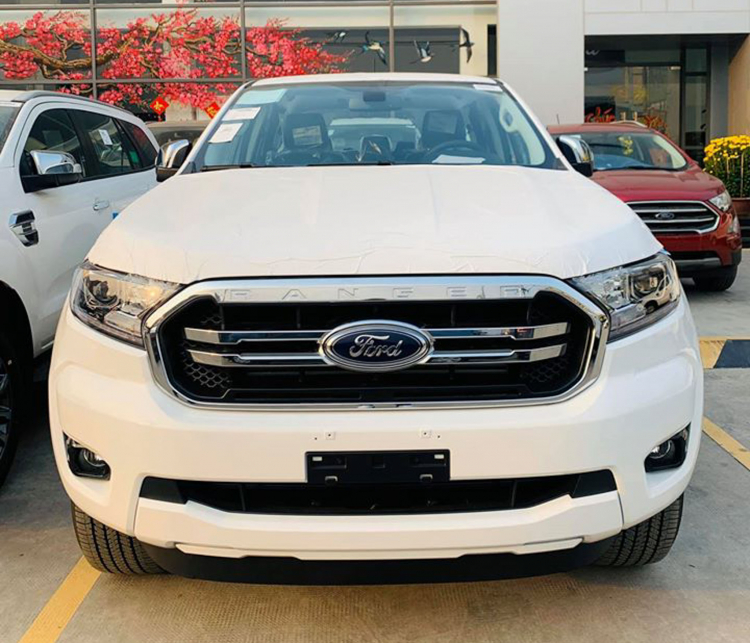 Ford Ranger Limited 2020 4x4 AT về đại lý, giá khoảng 800 triệu