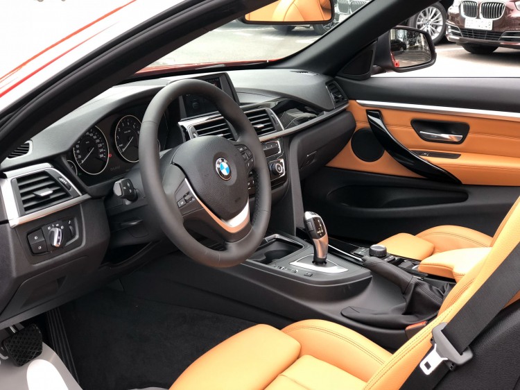 Cận cảnh BMW 420i Convertible: xe mui trần không dành cho số đông