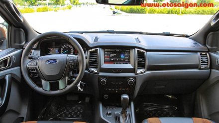 ranger wildtrAK 3.2 2016.jpg