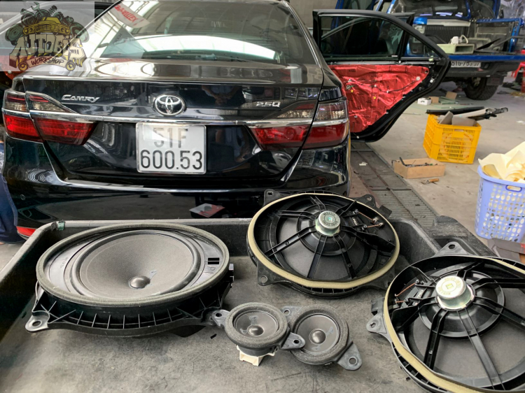 Độ âm thanh cho xe Toyota Camry