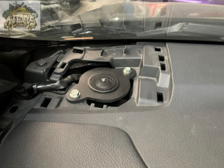 Độ âm thanh cho xe Toyota Camry