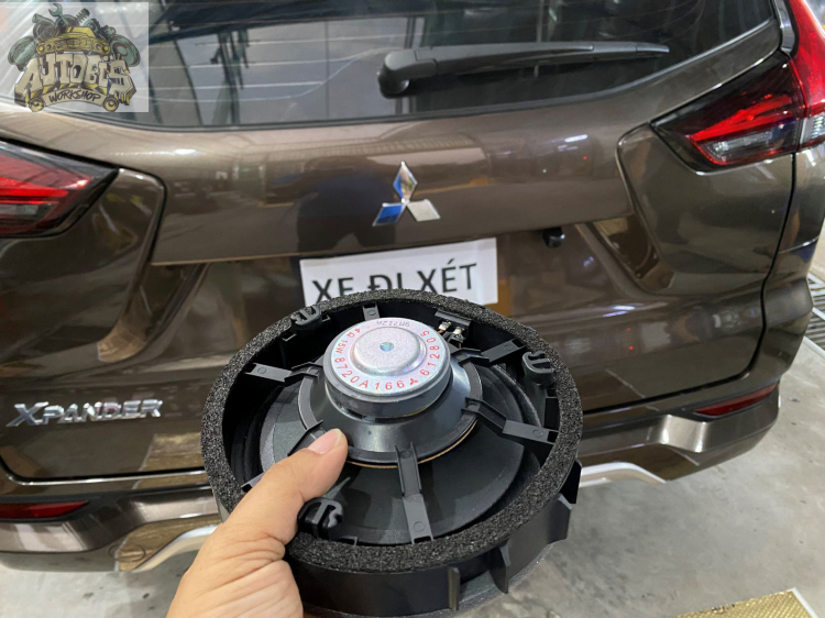 Nâng cấp âm thanh và cách âm cửa cho Mitsubishi Xpander