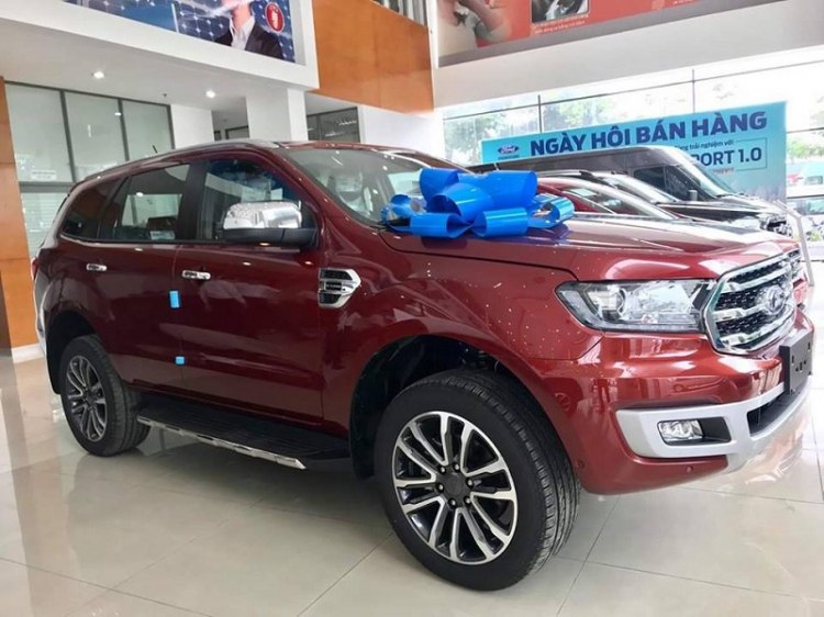 Ford Everest Rước Lộc Đầu Năm Lì Xì Cực Khủng