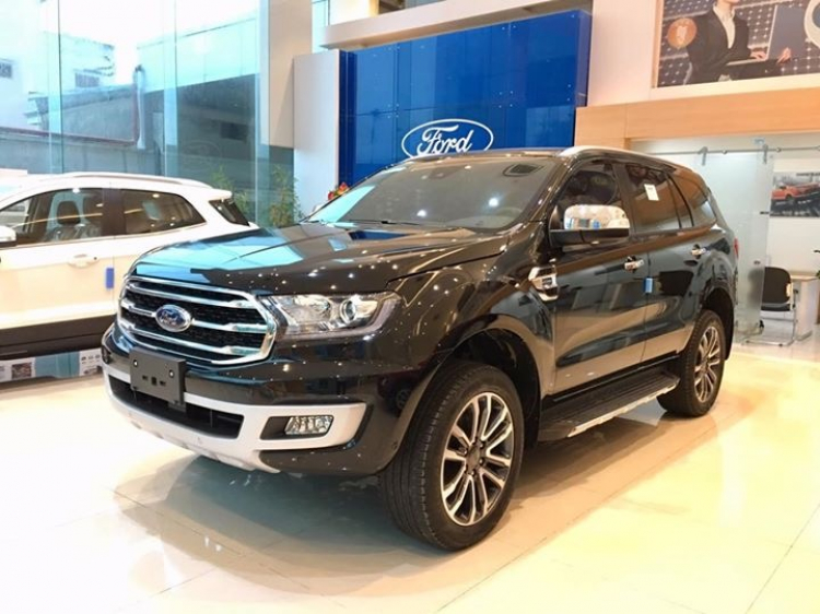 Ford Everest Rước Lộc Đầu Năm Lì Xì Cực Khủng