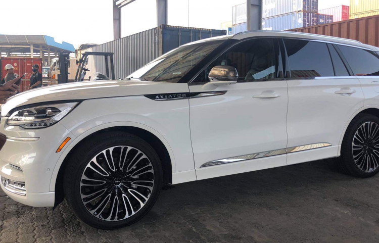 Lincoln Aviator 2020 đầu tiên về Việt Nam, giá gần 5 tỷ đồng