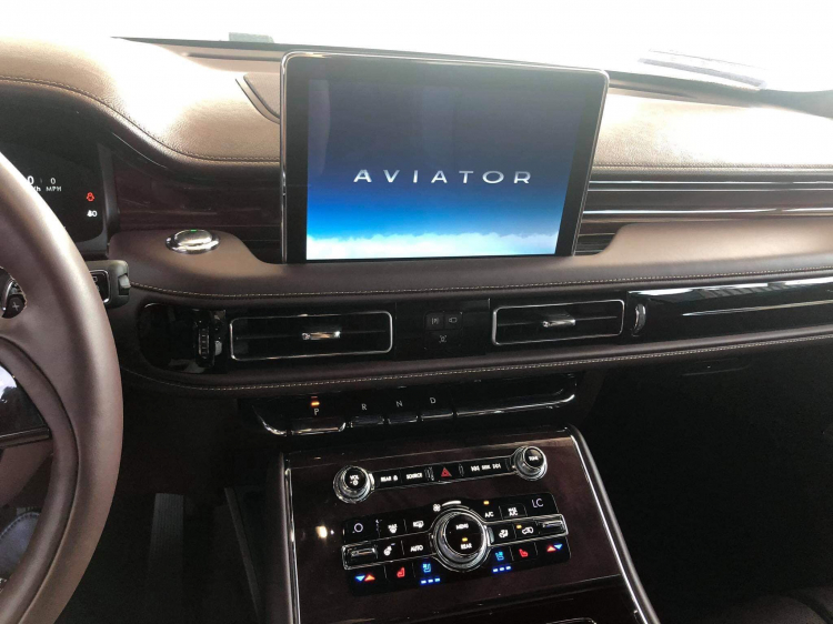 Lincoln Aviator 2020 đầu tiên về Việt Nam, giá gần 5 tỷ đồng