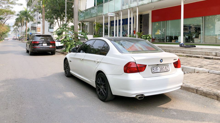 Sau đại tu, xe sang BMW 320i 2009 bán lại với giá rẻ hơn Vios số sàn 3 túi khí