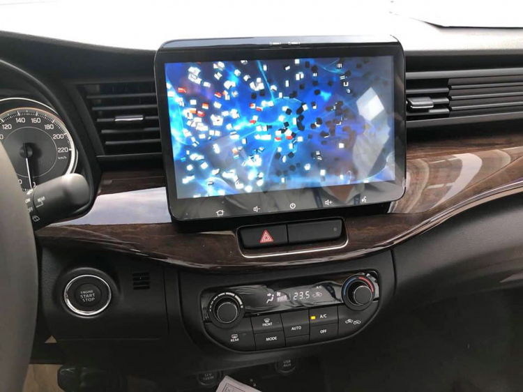 Cận cảnh Suzuki Ertiga 2020 vừa về đại lý; màn hình 10 inch lớn nhất phân khúc