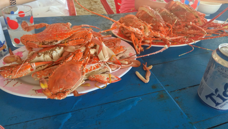 Buffet khách sạn ....lobster??