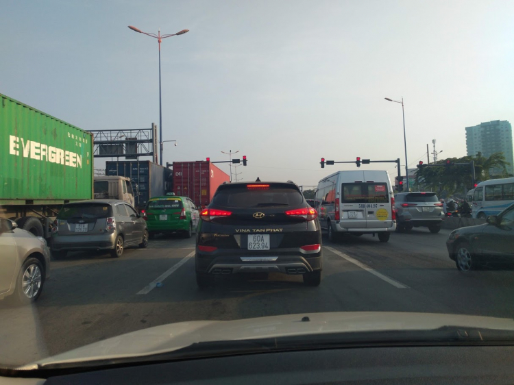 Các bác có giữ thói quen giữ lane? Các bác có giữ thói quen giữ lane?